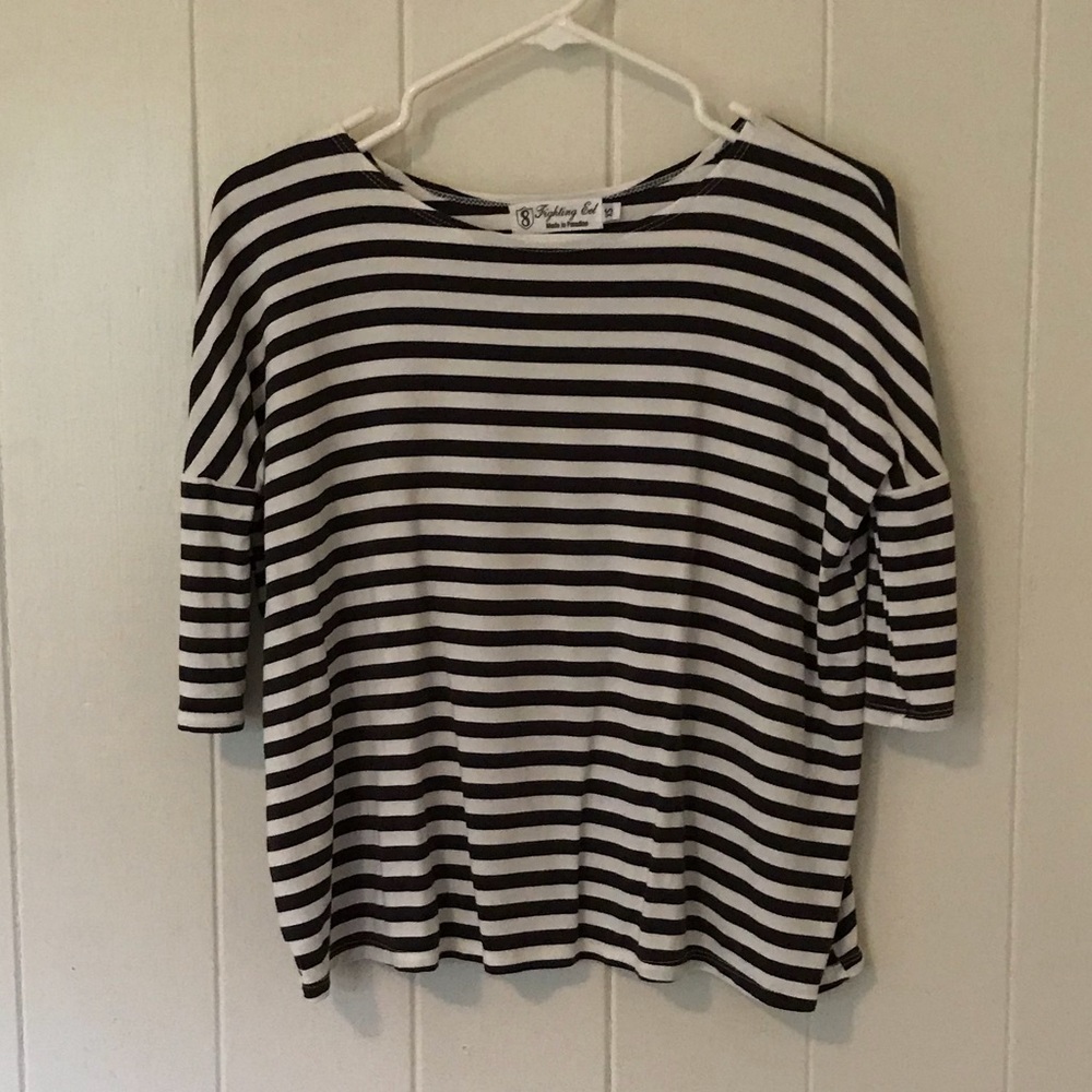 Fighting Eel 3/4 sleeve top XS